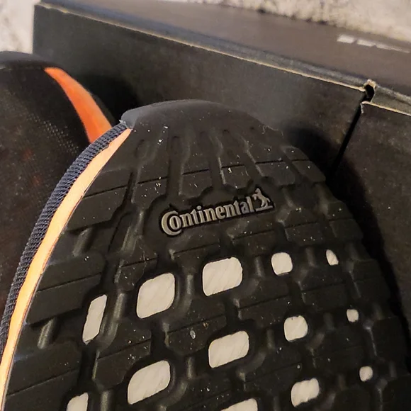 Black/Orange Adidas Ultra Boost Size 10.5 - Picture 5 of 8